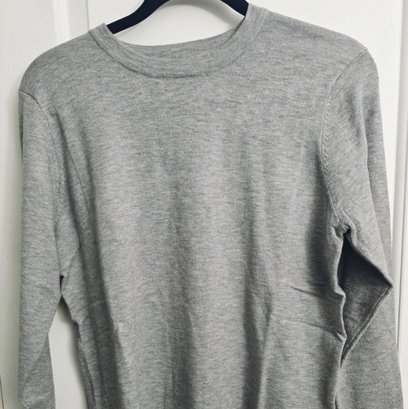 Pulse Women's Heather Gray Crew Neck Sweater - Picture 4 of 4